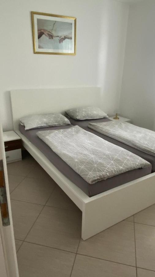 Vila Luca Island Krk / Malinska Esterno foto